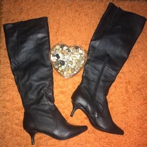 beautiful boots 👢👢